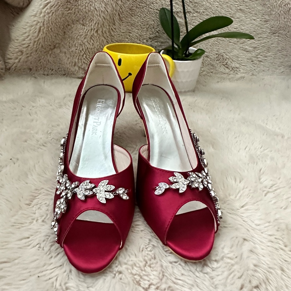 Apple Red party shoes.